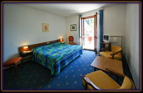 Hotel Des Alpes フォッポロ エクステリア 写真